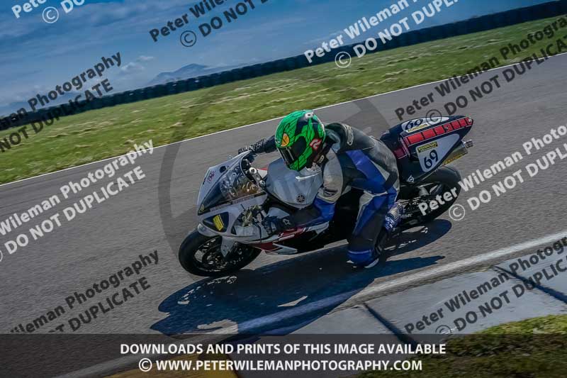 anglesey no limits trackday;anglesey photographs;anglesey trackday photographs;enduro digital images;event digital images;eventdigitalimages;no limits trackdays;peter wileman photography;racing digital images;trac mon;trackday digital images;trackday photos;ty croes